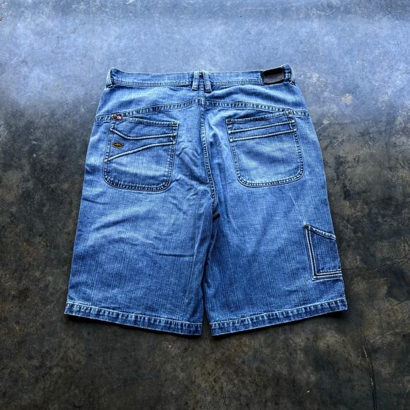 Vintage Y2K light‎ wash Ecko UntId Baggy Jorts - Picture 1 of 5